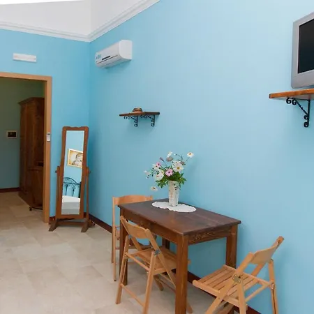 Li Cuti Couette-café Tiggiano